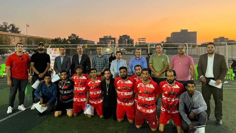 گنبکی بر سکوی نخست مسابقات مینی فوتبال استان کرمان